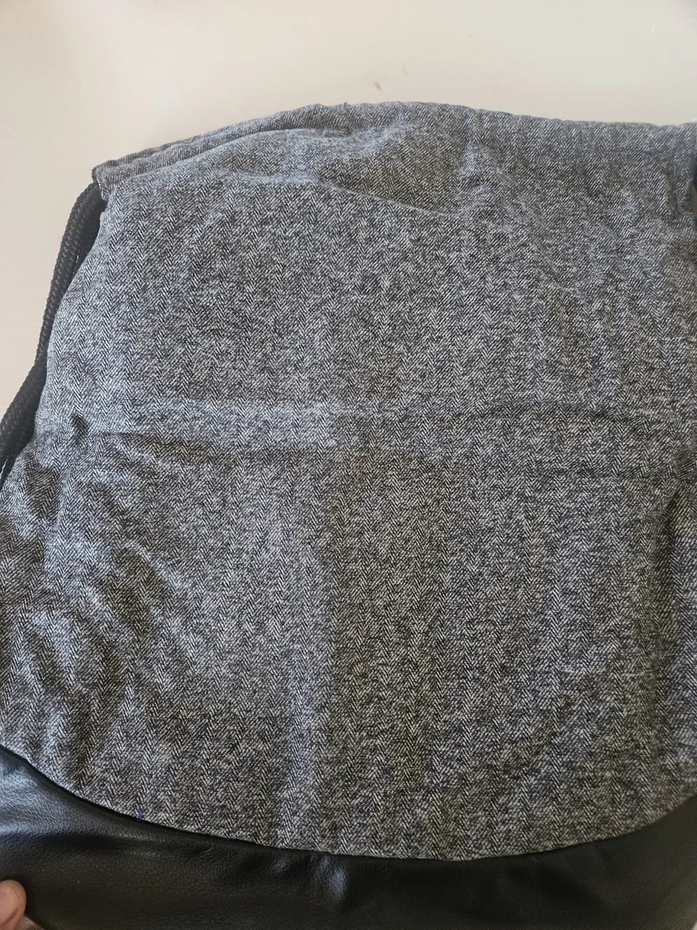Men's Grey Casual Backpack with Black Trim - Unbranded